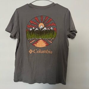 Columbia Women’s Size Small Short Sleeve Shirt